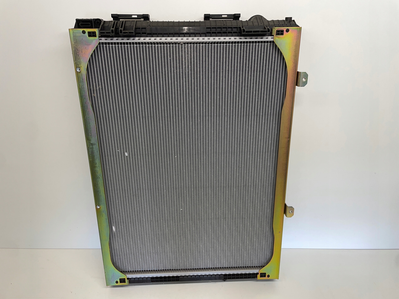 CHŁODNICA WODY MAN F2000 F 90 F 2000 F90 81061016437 - Αντλία ψυκτικού για Φορτηγό: φωτογραφία 4 CHŁODNICA WODY MAN F2000 F 90 F 2000 F90 81061016437 - Αντλία ψυκτικού για Φορτηγό: φωτογραφία 4