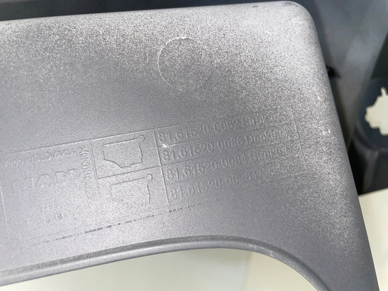 GÓRNA STOPNICA STOPIEŃ MAN TGX TGX3 TG3 81615200082 - Σκαλοπάτι για Φορτηγό: φωτογραφία 5 GÓRNA STOPNICA STOPIEŃ MAN TGX TGX3 TG3 81615200082 - Σκαλοπάτι για Φορτηγό: φωτογραφία 5