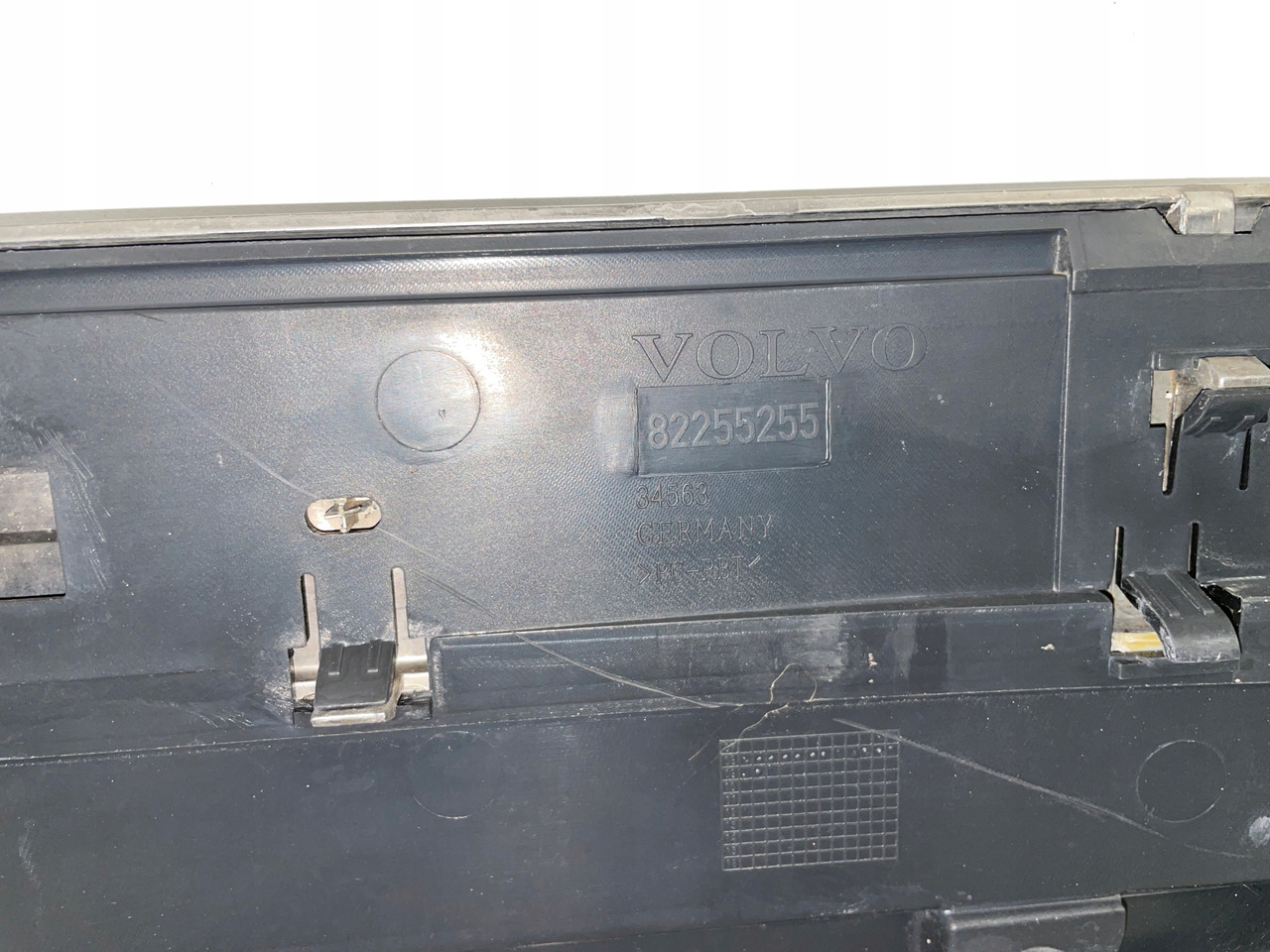 GRILL MASKI ATRAPA VOLVO FH13 FH 13 82255255 - Καπό για Φορτηγό: φωτογραφία 3 GRILL MASKI ATRAPA VOLVO FH13 FH 13 82255255 - Καπό για Φορτηγό: φωτογραφία 3