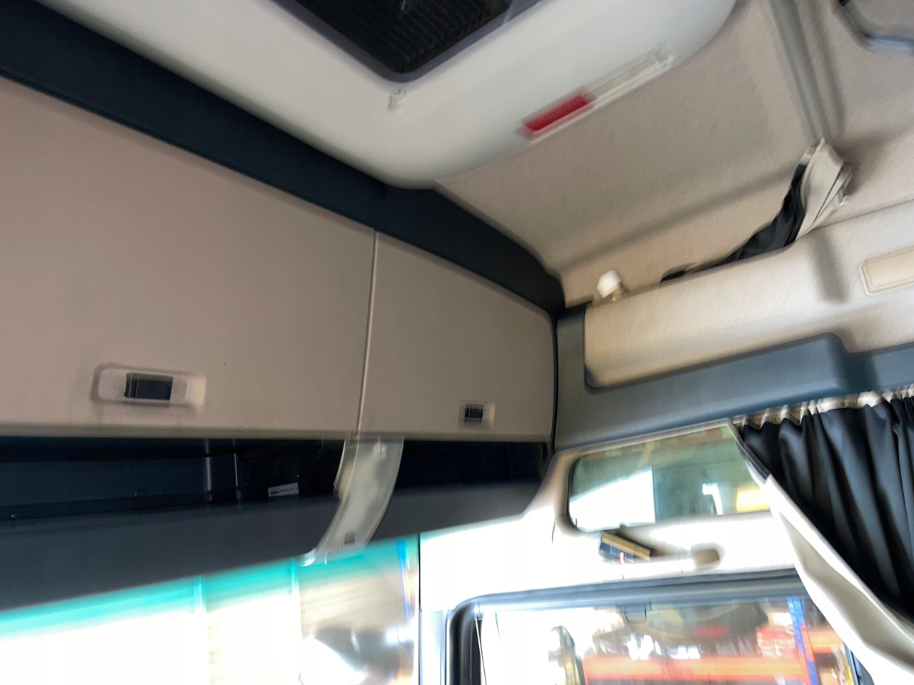 KOMPLETNA KABINA MAN TGX XXL EURO 6 LIFT - Καμπίνα για Φορτηγό: φωτογραφία 3 KOMPLETNA KABINA MAN TGX XXL EURO 6 LIFT - Καμπίνα για Φορτηγό: φωτογραφία 3