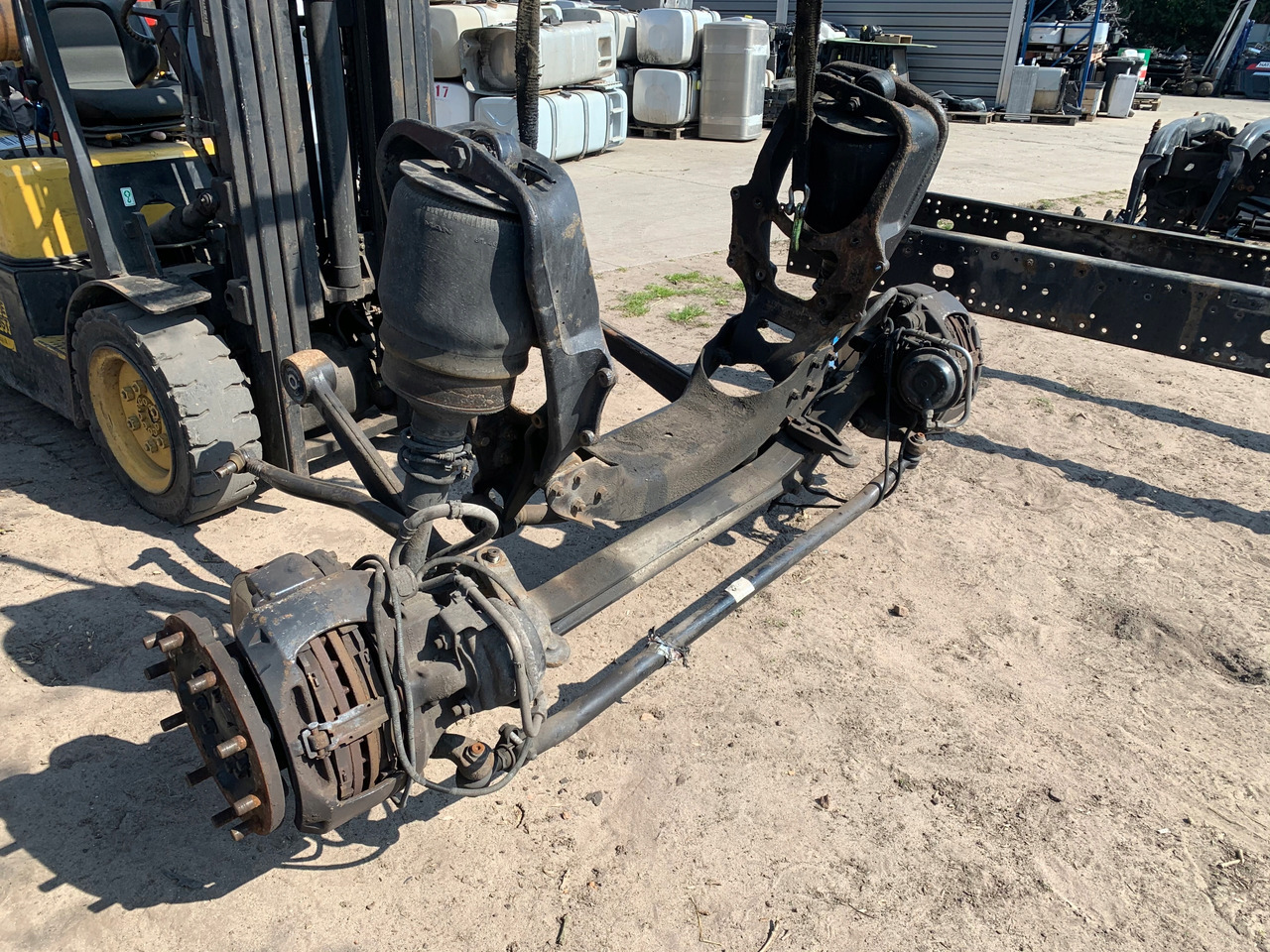 PRZEDNIA OŚ MAN TGX TGS TGA LOWDECK LOW DECK KMPL - Εμπρός άξονας για Φορτηγό: φωτογραφία 2 PRZEDNIA OŚ MAN TGX TGS TGA LOWDECK LOW DECK KMPL - Εμπρός άξονας για Φορτηγό: φωτογραφία 2