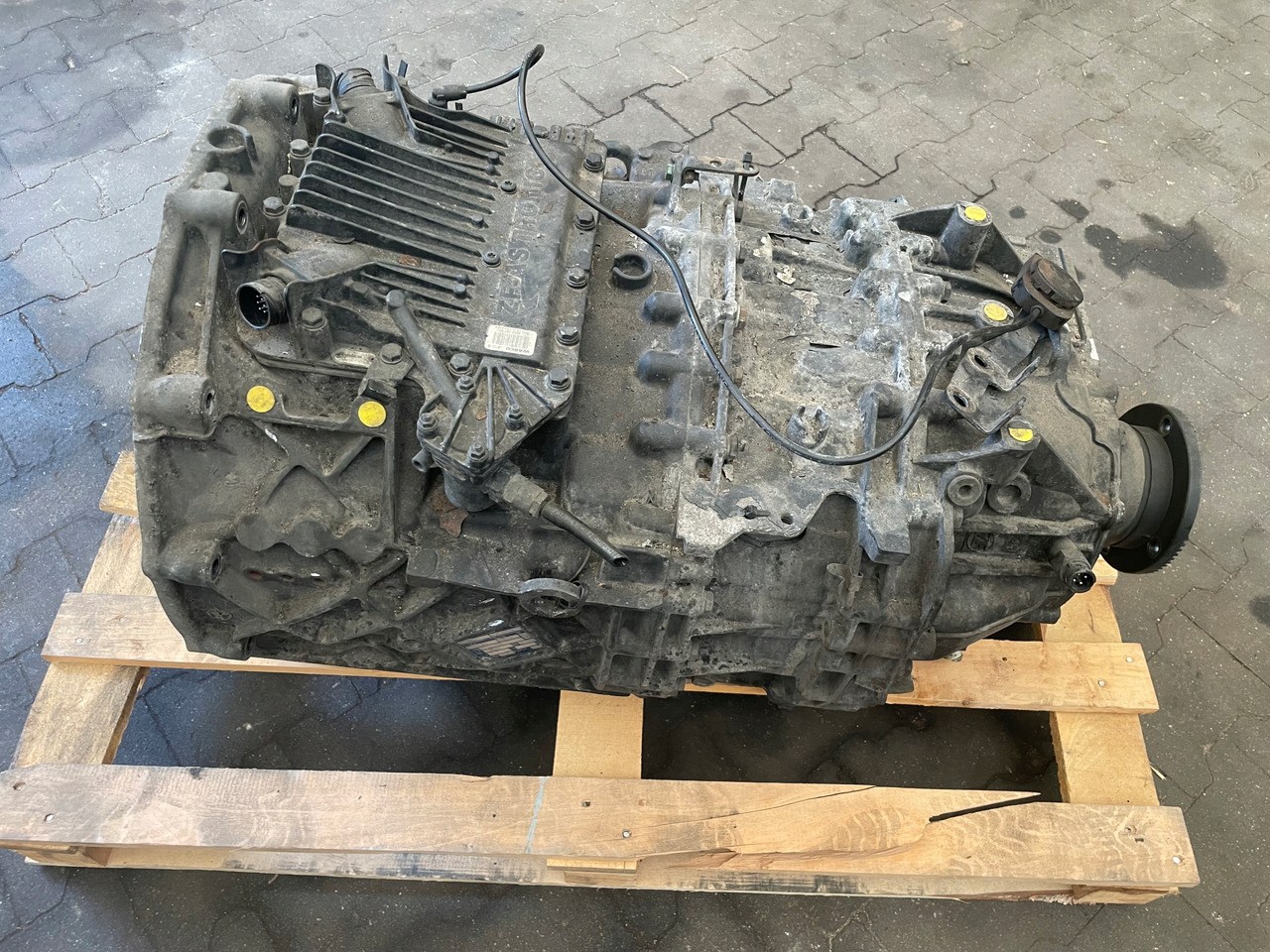 SKRZYNIA BIEGÓW MAN TGS TGX EURO 6 12AS2330TD - Κιβώτιο ταχυτήτων για Φορτηγό: φωτογραφία 1 SKRZYNIA BIEGÓW MAN TGS TGX EURO 6 12AS2330TD - Κιβώτιο ταχυτήτων για Φορτηγό: φωτογραφία 1