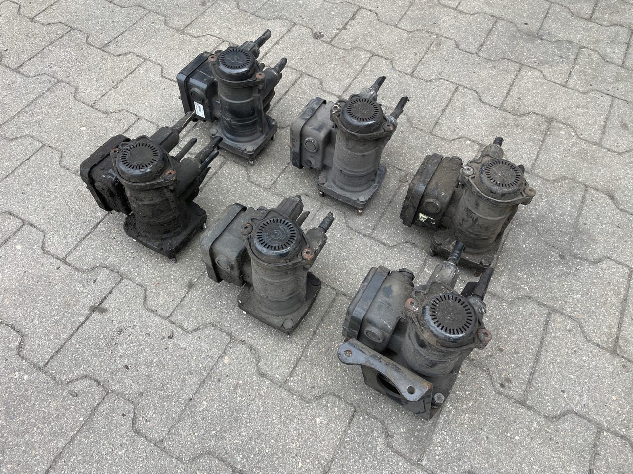 ZAWÓR EUROPA MODULATOR EBS MAN TGA TGS TGX 81523016213 - Βαλβίδα φρένων για Φορτηγό: φωτογραφία 5 ZAWÓR EUROPA MODULATOR EBS MAN TGA TGS TGX 81523016213 - Βαλβίδα φρένων για Φορτηγό: φωτογραφία 5