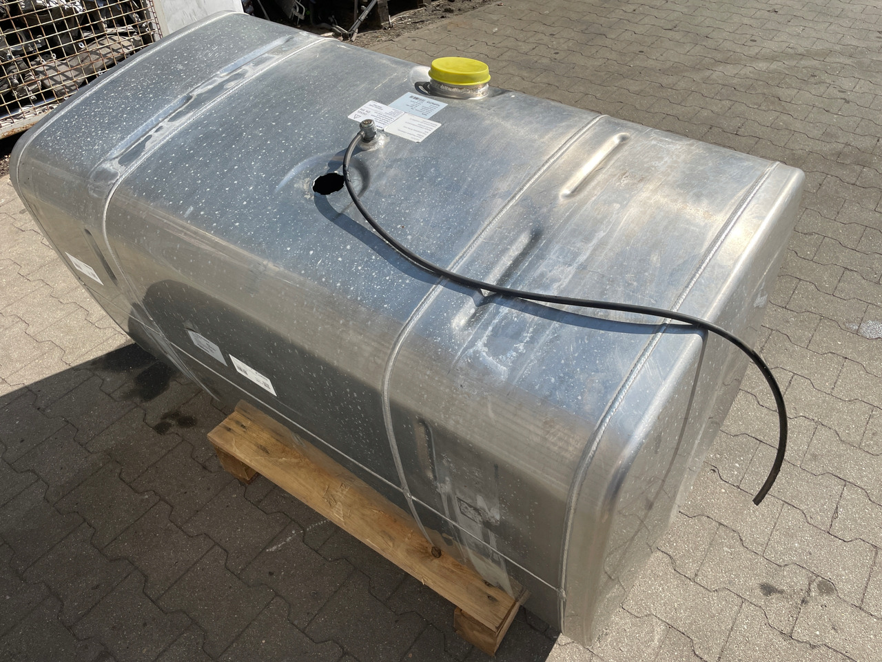 ZBIORNIK NA PALIWO MAN TGX TGS 580 L 81122016684 - Ρεζερβουάρ καυσίμου για Φορτηγό: φωτογραφία 4 ZBIORNIK NA PALIWO MAN TGX TGS 580 L 81122016684 - Ρεζερβουάρ καυσίμου για Φορτηγό: φωτογραφία 4