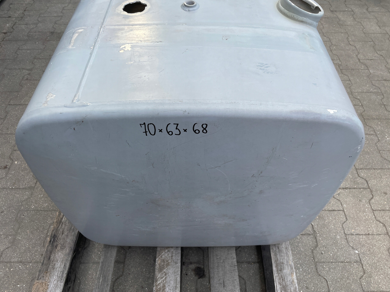 ZBIORNIK PALIWA MAN TGA TGX TGS 250 L 81122015653 - Ρεζερβουάρ καυσίμου για Φορτηγό: φωτογραφία 3 ZBIORNIK PALIWA MAN TGA TGX TGS 250 L 81122015653 - Ρεζερβουάρ καυσίμου για Φορτηγό: φωτογραφία 3