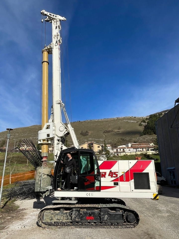 Mait HR45 NOLEGGIO - RENTAL - Πασσαλοπήκτης: φωτογραφία 1 Mait HR45 NOLEGGIO - RENTAL - Πασσαλοπήκτης: φωτογραφία 1