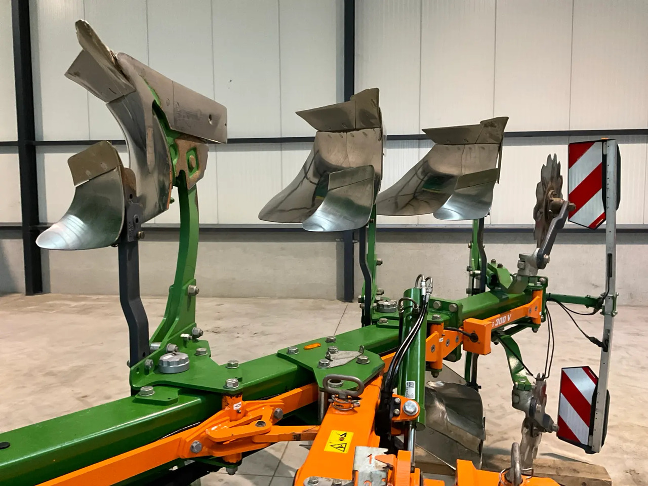 Amazone Teres 300V - Άροτρο: φωτογραφία 4 Amazone Teres 300V - Άροτρο: φωτογραφία 4