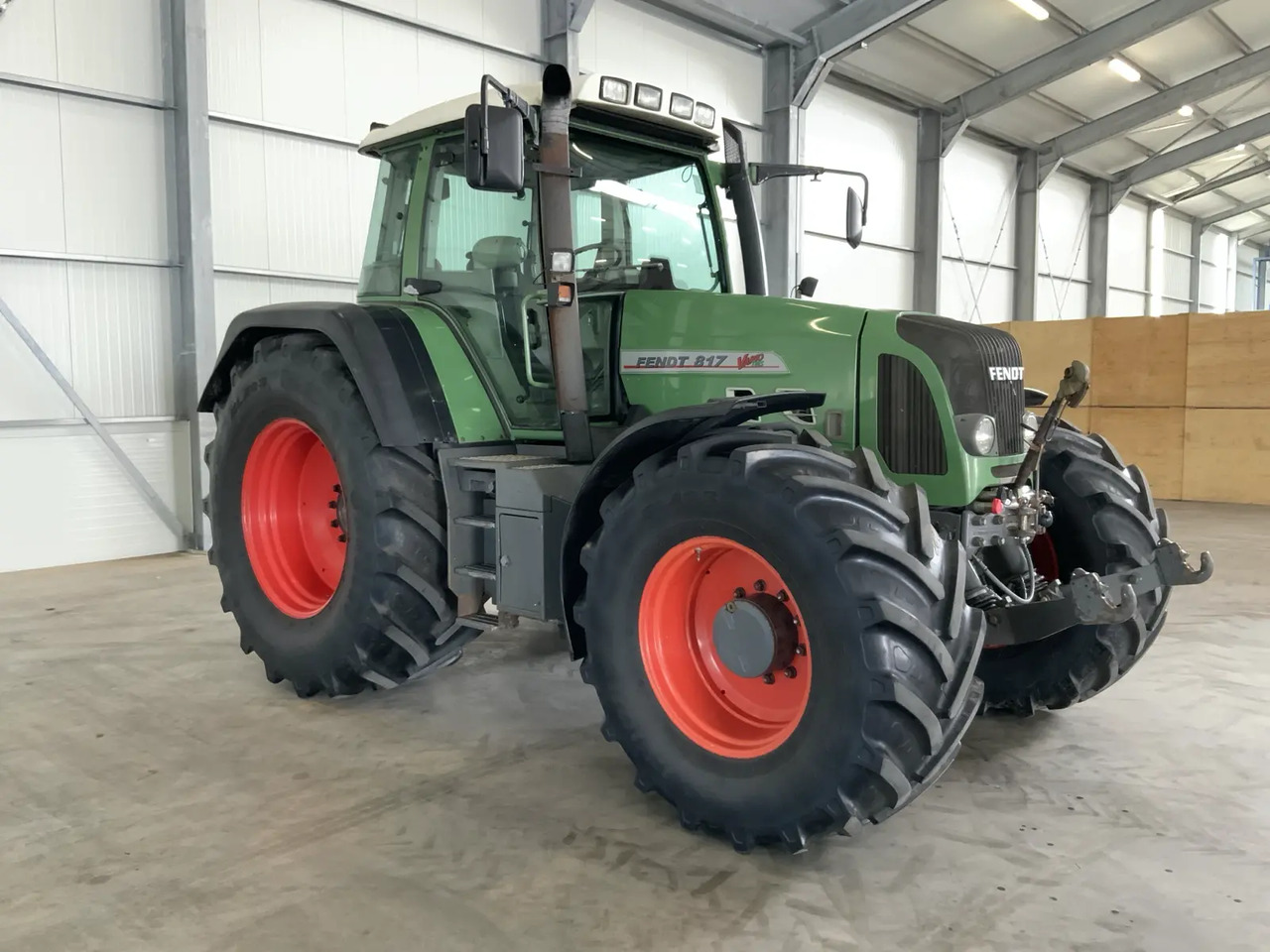 Fendt 817 Vario TMS - Τρακτέρ: φωτογραφία 2 Fendt 817 Vario TMS - Τρακτέρ: φωτογραφία 2