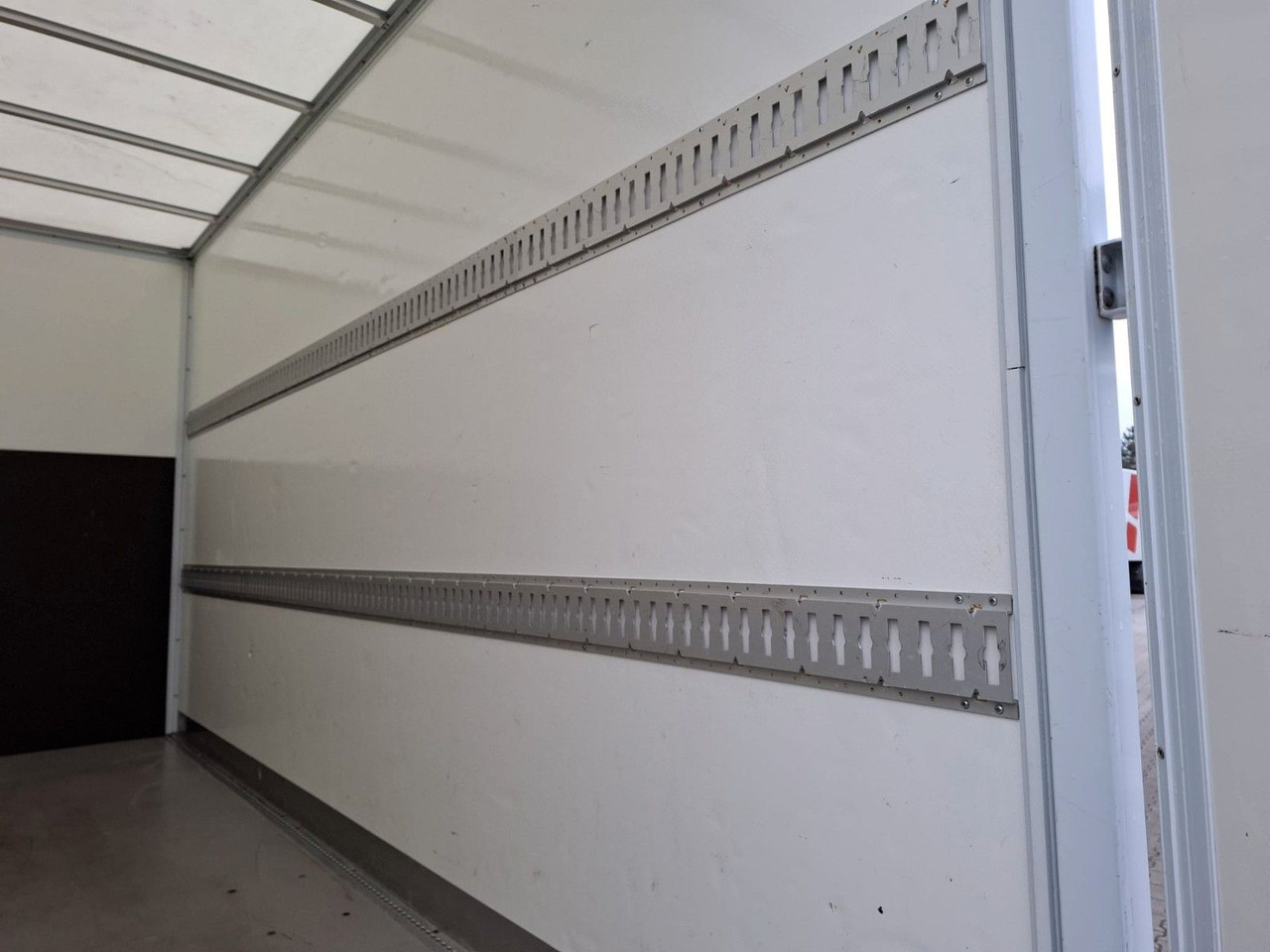 Iveco 35-160P/A8, Klima, HiMatik, LED, Luft, - Επαγγελματικό αυτοκίνητο κόφα: φωτογραφία 5 Iveco 35-160P/A8, Klima, HiMatik, LED, Luft, - Επαγγελματικό αυτοκίνητο κόφα: φωτογραφία 5