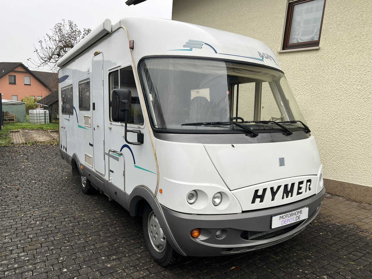 HYMER / ERIBA B-Klasse 574 incl. Hubbett - Markise - 3,85 to - Ενιαίο αυτοκινούμενο: φωτογραφία 1 HYMER / ERIBA B-Klasse 574 incl. Hubbett - Markise - 3,85 to - Ενιαίο αυτοκινούμενο: φωτογραφία 1