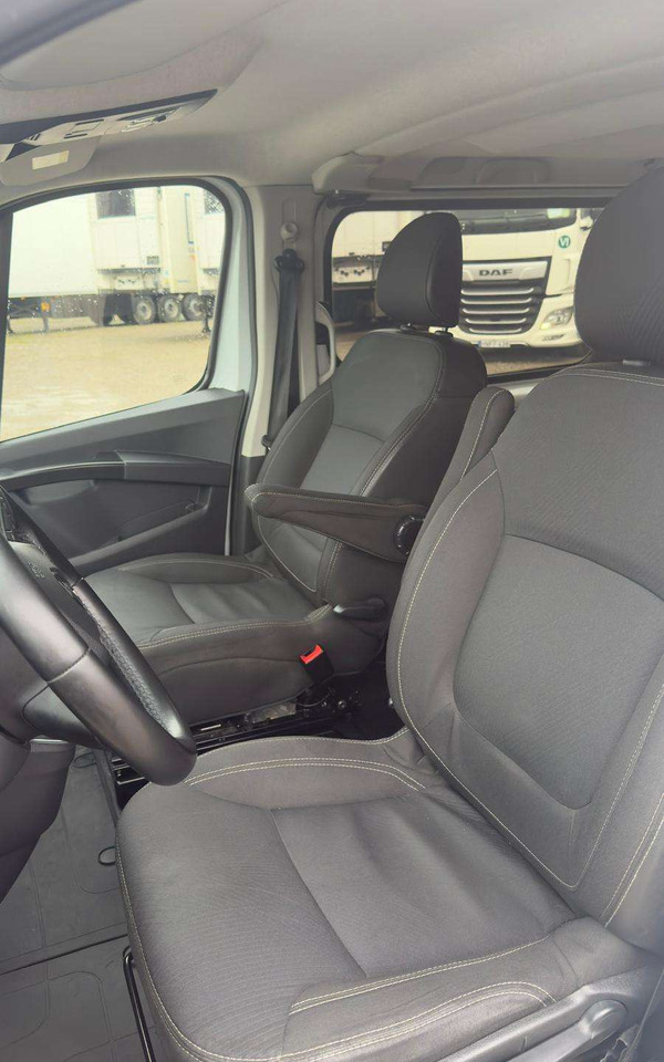 Leasing Renault Trafic Renault Trafic: φωτογραφία 12 Leasing Renault Trafic Renault Trafic: φωτογραφία 12