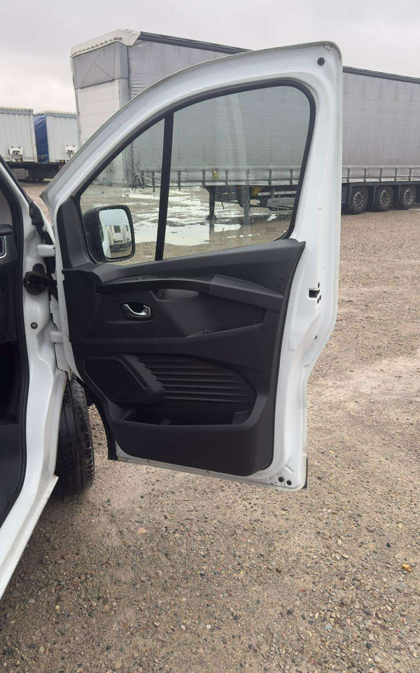 Leasing Renault Trafic Renault Trafic: φωτογραφία 16 Leasing Renault Trafic Renault Trafic: φωτογραφία 16