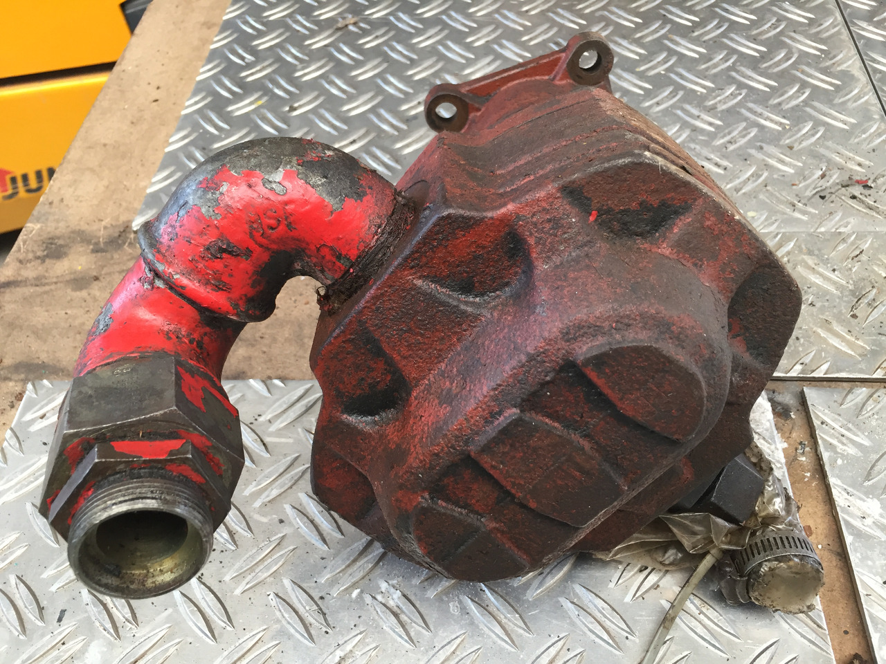 Gebrauchte Hydraulikpumpe, MAN, Artikel-Nr. : FR40.87D0- 19T2, 06881630, 01905L - Υδραυλική αντλία για Φορτηγό: φωτογραφία 1 Gebrauchte Hydraulikpumpe, MAN, Artikel-Nr. : FR40.87D0- 19T2, 06881630, 01905L - Υδραυλική αντλία για Φορτηγό: φωτογραφία 1