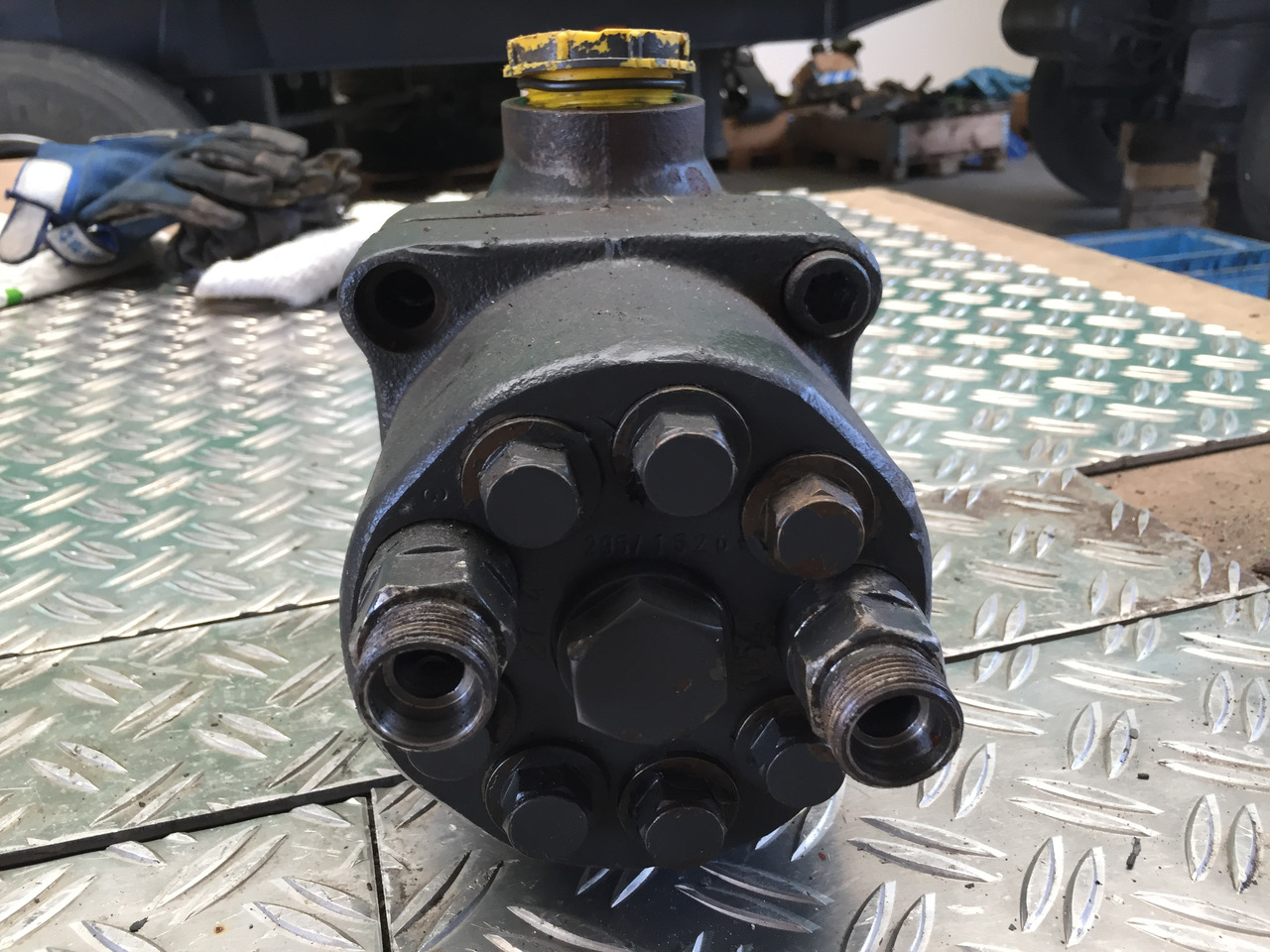 Gebrauchte Hydraulikpumpe, Meiller Kipper, Artikel-Nr. : 382 143 - Υδραυλική αντλία για Φορτηγό: φωτογραφία 2 Gebrauchte Hydraulikpumpe, Meiller Kipper, Artikel-Nr. : 382 143 - Υδραυλική αντλία για Φορτηγό: φωτογραφία 2