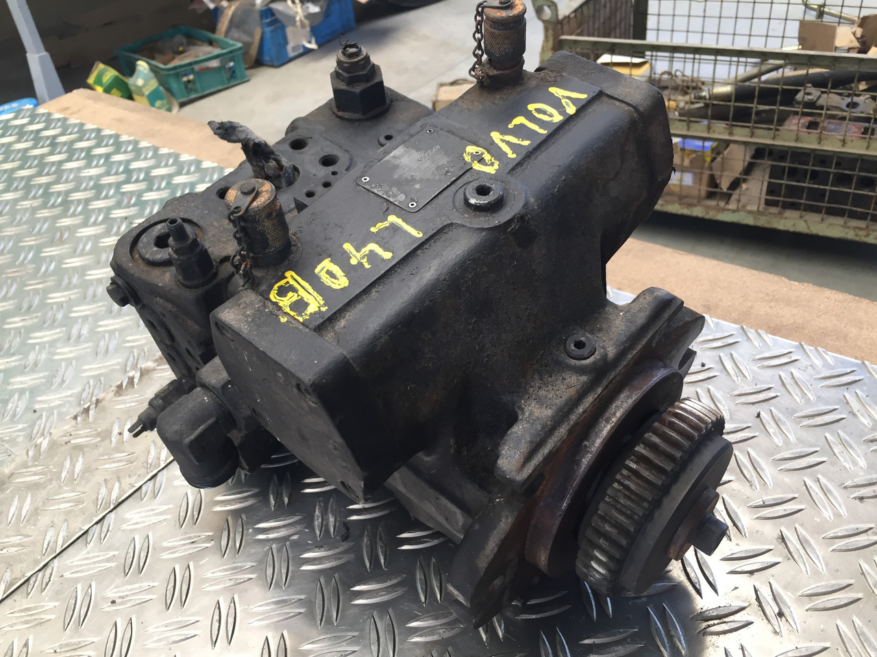 Gebrauchte Hydraulikpumpe VOLVO Radlader L40 B, Artikel - Nr. : 4905051 - Υδραυλική αντλία για Φορτηγό: φωτογραφία 2 Gebrauchte Hydraulikpumpe VOLVO Radlader L40 B, Artikel - Nr. : 4905051 - Υδραυλική αντλία για Φορτηγό: φωτογραφία 2