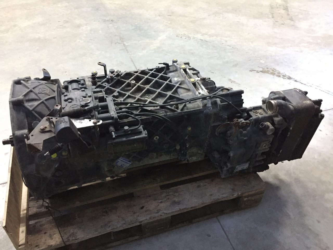 Gebrauchtes Getriebe MAN TGX 26.480, Typ : 16S 2321 TD, Artikel - Nr. : 81.32004 - 6274 - Κιβώτιο ταχυτήτων για Φορτηγό: φωτογραφία 3 Gebrauchtes Getriebe MAN TGX 26.480, Typ : 16S 2321 TD, Artikel - Nr. : 81.32004 - 6274 - Κιβώτιο ταχυτήτων για Φορτηγό: φωτογραφία 3