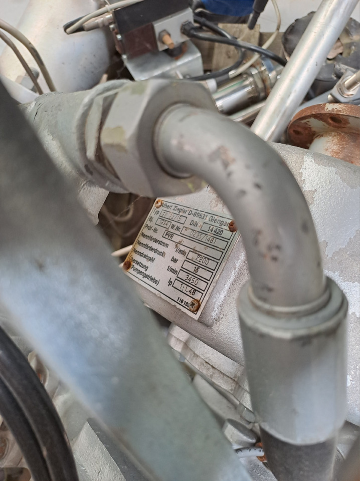 Neuwertige Albert Ziegler Wasserpumpe ( Feuerwehr ), Typ : FP 22 / 15, Artikel - Nr. : 81.99999 - 99 - Αντλία ψυκτικού για Φορτηγό: φωτογραφία 5 Neuwertige Albert Ziegler Wasserpumpe ( Feuerwehr ), Typ : FP 22 / 15, Artikel - Nr. : 81.99999 - 99 - Αντλία ψυκτικού για Φορτηγό: φωτογραφία 5