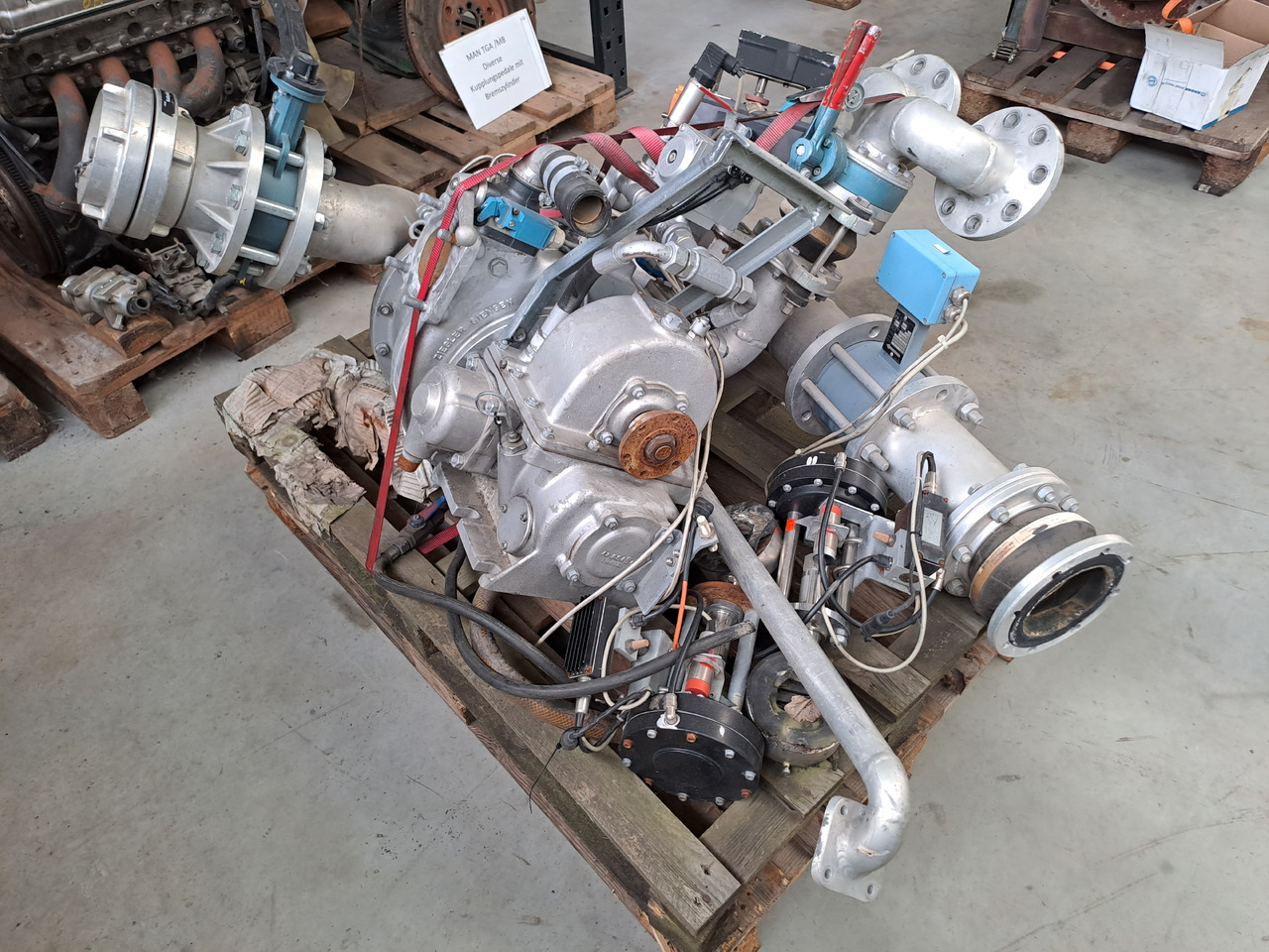 Neuwertige Albert Ziegler Wasserpumpe ( Feuerwehr ), Typ : FP 22 / 15, Artikel - Nr. : 81.99999 - 99 - Αντλία ψυκτικού για Φορτηγό: φωτογραφία 4 Neuwertige Albert Ziegler Wasserpumpe ( Feuerwehr ), Typ : FP 22 / 15, Artikel - Nr. : 81.99999 - 99 - Αντλία ψυκτικού για Φορτηγό: φωτογραφία 4