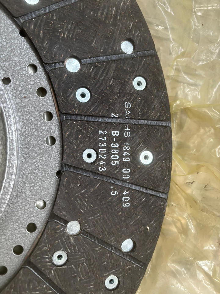 Neuwertige Sachs Kupplungsscheibe, Mitnehmerscheibe, Artikel - Nr. : 184900409 - Δίσκος συμπλέκτη για Φορτηγό: φωτογραφία 3 Neuwertige Sachs Kupplungsscheibe, Mitnehmerscheibe, Artikel - Nr. : 184900409 - Δίσκος συμπλέκτη για Φορτηγό: φωτογραφία 3