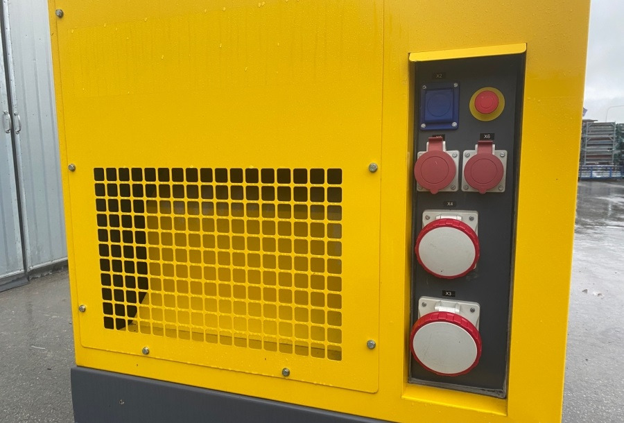 ATLAS Copco Qas 100 - Βιομηχανική γεννήτρια: φωτογραφία 4 ATLAS Copco Qas 100 - Βιομηχανική γεννήτρια: φωτογραφία 4