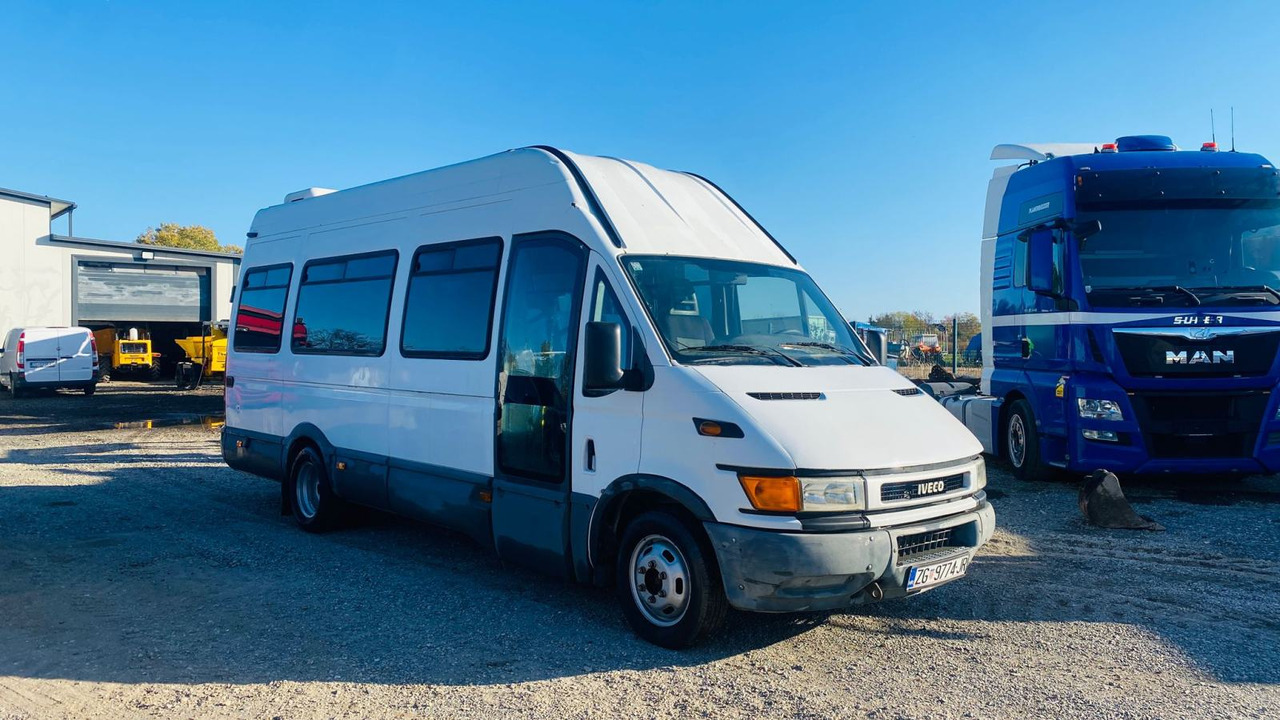 Iveco, 2004 god. - Μικρό λεωφορείο, Επιβατικό βαν: φωτογραφία 1 Iveco, 2004 god. - Μικρό λεωφορείο, Επιβατικό βαν: φωτογραφία 1