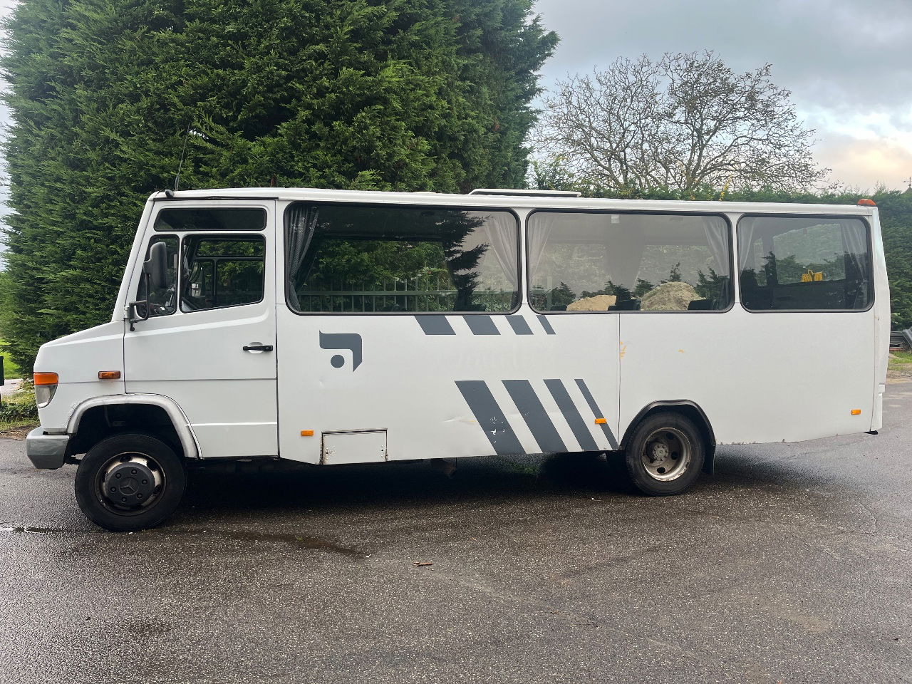 Mercedes-Benz Vario 815 - Προαστιακό λεωφορείο: φωτογραφία 2 Mercedes-Benz Vario 815 - Προαστιακό λεωφορείο: φωτογραφία 2