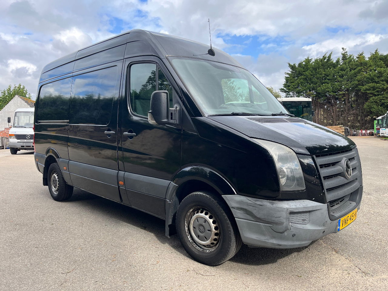 Volkswagen Crafter - Βαν: φωτογραφία 4 Volkswagen Crafter - Βαν: φωτογραφία 4