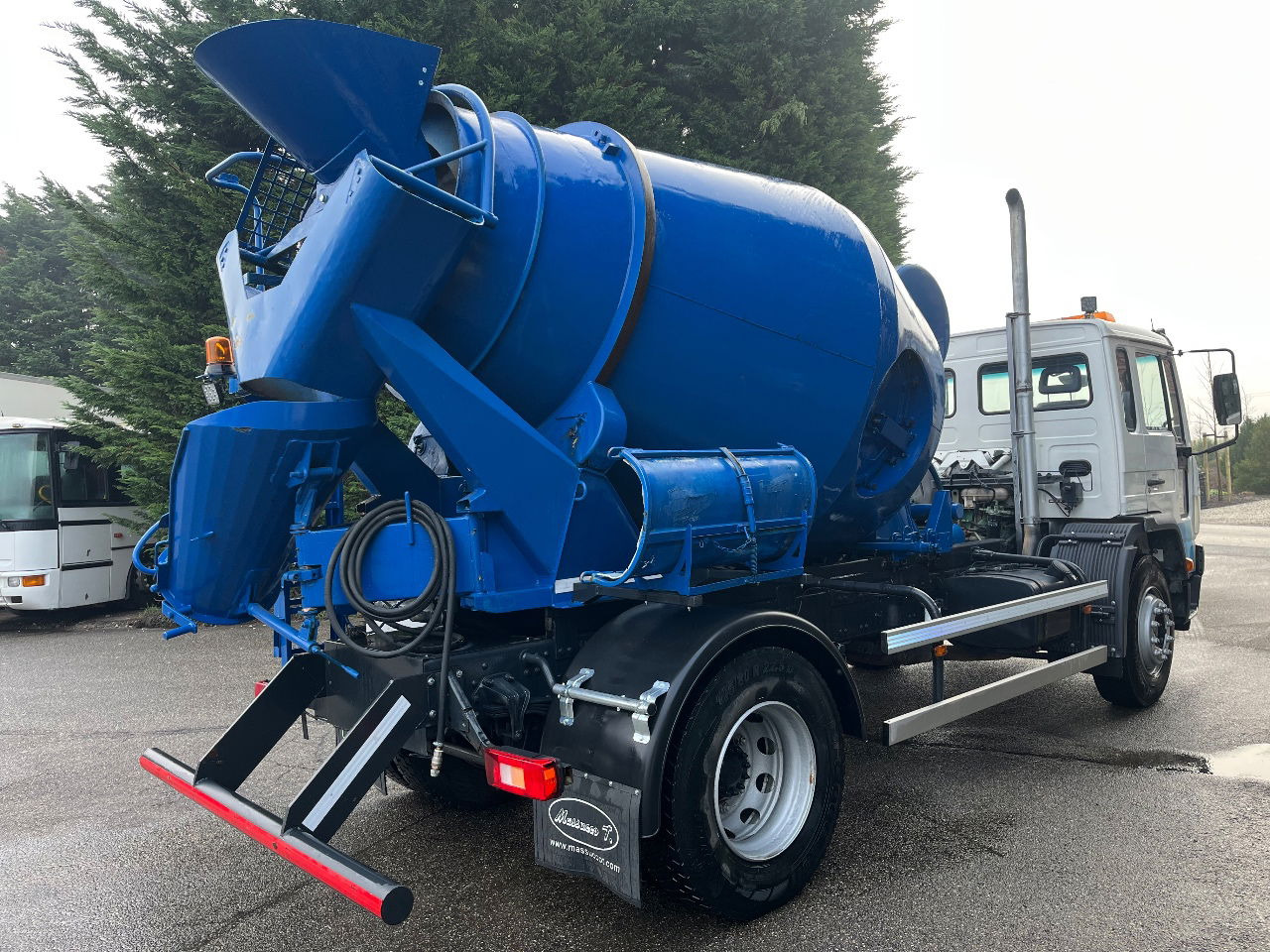 Volvo FL6 - Μπετονιέρα φορτηγό: φωτογραφία 3 Volvo FL6 - Μπετονιέρα φορτηγό: φωτογραφία 3