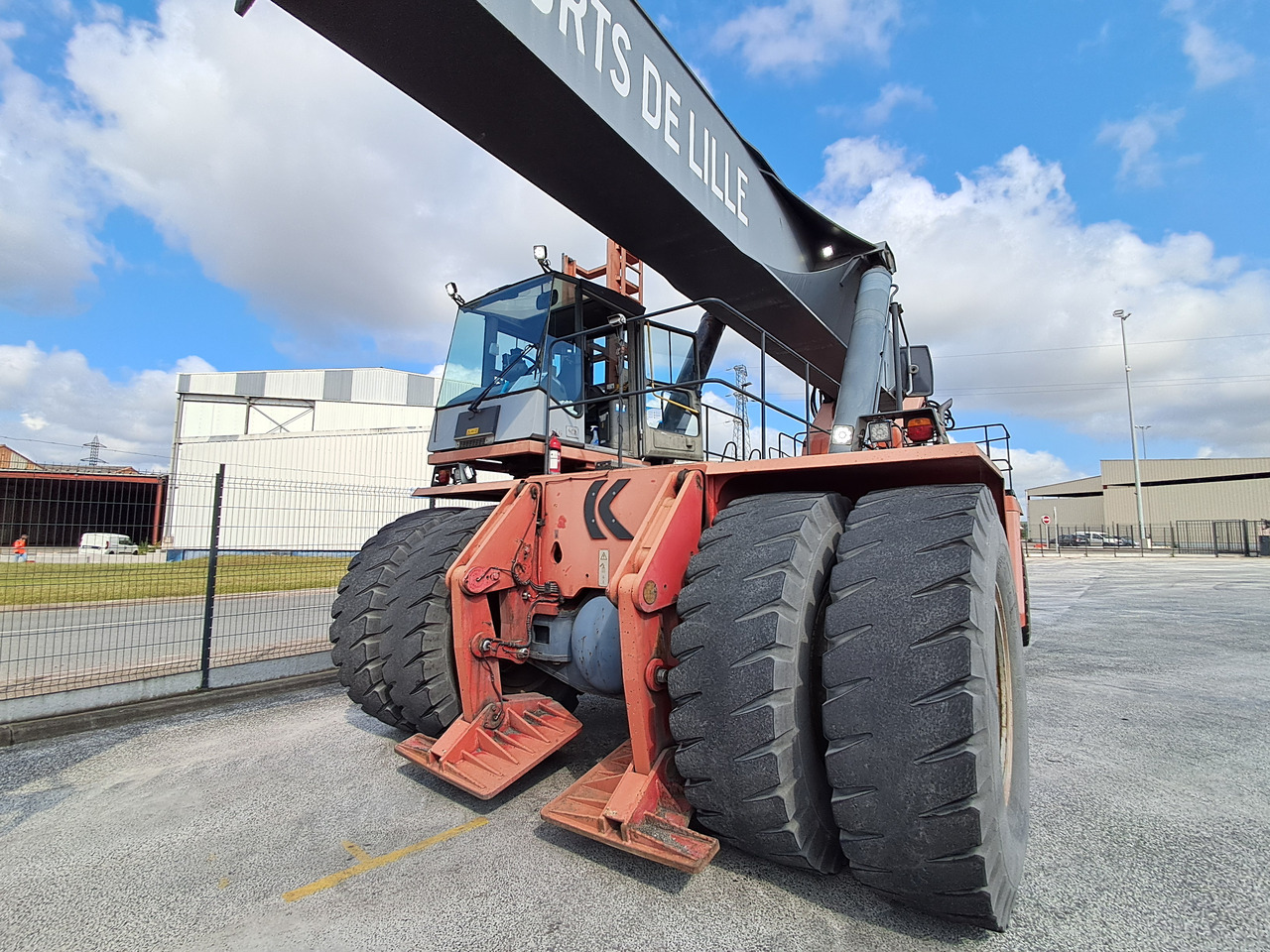 KALMAR DRD 450 80 S5XS - Reachstacker: φωτογραφία 2 KALMAR DRD 450 80 S5XS - Reachstacker: φωτογραφία 2