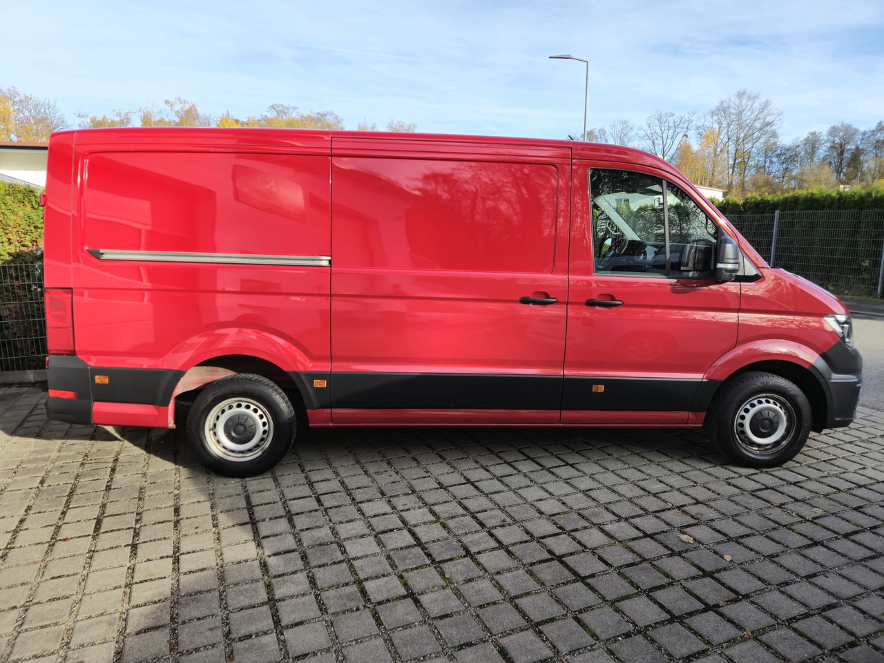 Volkswagen Crafter Kasten 35 FWD mittellang/Kamera/Navi/App - Βαν: φωτογραφία 4 Volkswagen Crafter Kasten 35 FWD mittellang/Kamera/Navi/App - Βαν: φωτογραφία 4