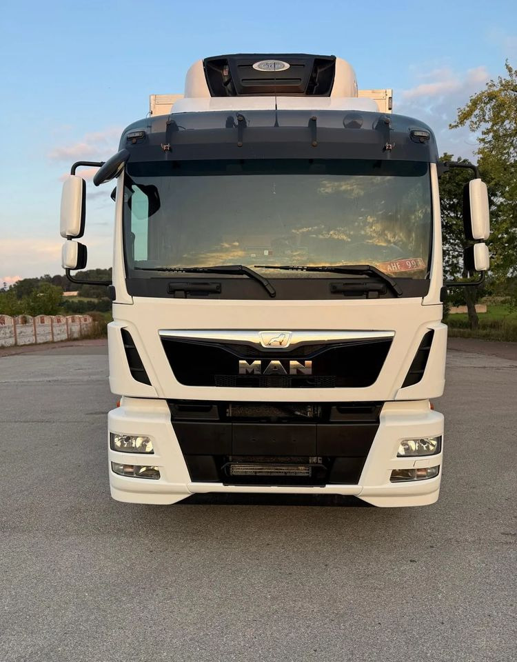MAN TGM18.290 4x2 ACC/ CHłODNIA Z WINDĄ /CARRIER 850MT /SYPIALKA / EURO6/ASO - Φορτηγό ψυγείο: φωτογραφία 3 MAN TGM18.290 4x2 ACC/ CHłODNIA Z WINDĄ /CARRIER 850MT /SYPIALKA / EURO6/ASO - Φορτηγό ψυγείο: φωτογραφία 3