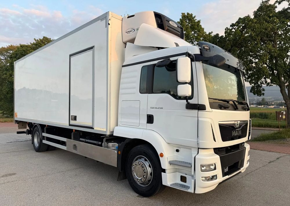 MAN TGM18.290 4x2 ACC/ CHłODNIA Z WINDĄ /CARRIER 850MT /SYPIALKA / EURO6/ASO - Φορτηγό ψυγείο: φωτογραφία 5 MAN TGM18.290 4x2 ACC/ CHłODNIA Z WINDĄ /CARRIER 850MT /SYPIALKA / EURO6/ASO - Φορτηγό ψυγείο: φωτογραφία 5