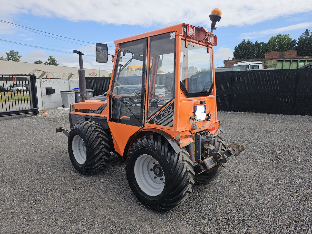 Holder 760 - Τρακτέρ: φωτογραφία 4 Holder 760 - Τρακτέρ: φωτογραφία 4