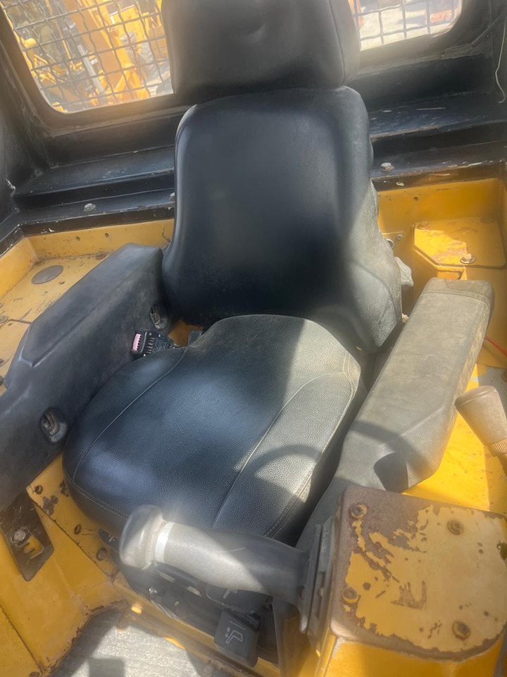 Μπουλντόζα CATERPILLAR D6Rxl: φωτογραφία 9 Μπουλντόζα CATERPILLAR D6Rxl: φωτογραφία 9