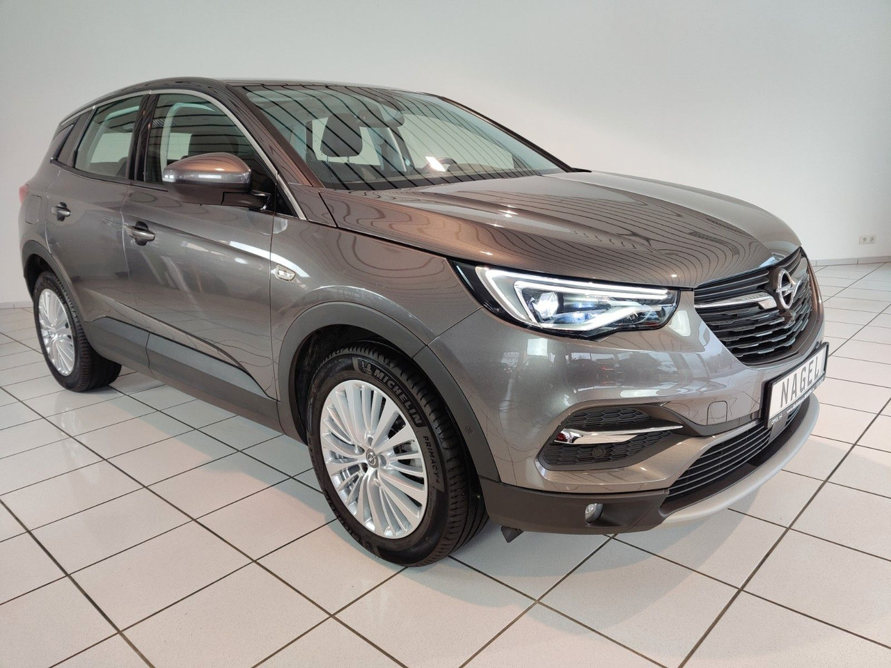 Opel Grandland X 1,2 Business Inno. Navi Leder PDC DAB LED - SUV: φωτογραφία 2 Opel Grandland X 1,2 Business Inno. Navi Leder PDC DAB LED - SUV: φωτογραφία 2