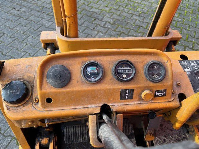 Komatsu KOMATSU - Περονοφόρο όχημα: φωτογραφία 5 Komatsu KOMATSU - Περονοφόρο όχημα: φωτογραφία 5