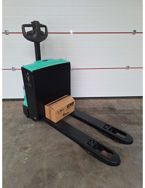 Mitsubishi PBP16N3 - Τράκτορες τελωνείων: φωτογραφία 2 Mitsubishi PBP16N3 - Τράκτορες τελωνείων: φωτογραφία 2