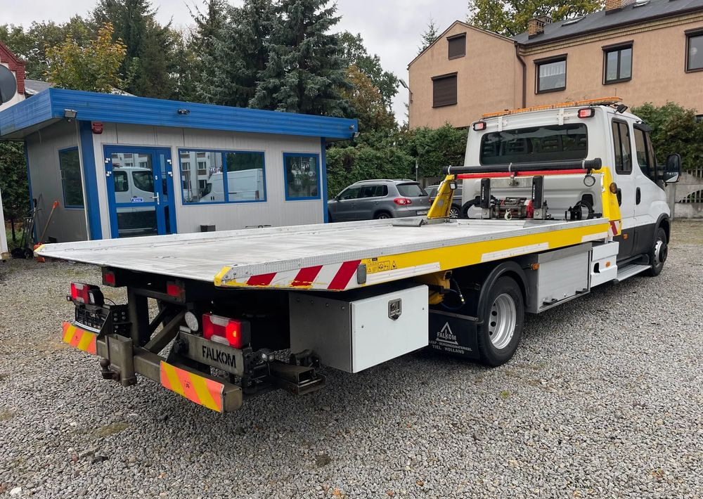 Iveco Daily 70C18 Pomoc drogowa Laweta 2017r - Φορτηγό ρυμούλκησης: φωτογραφία 5 Iveco Daily 70C18 Pomoc drogowa Laweta 2017r - Φορτηγό ρυμούλκησης: φωτογραφία 5