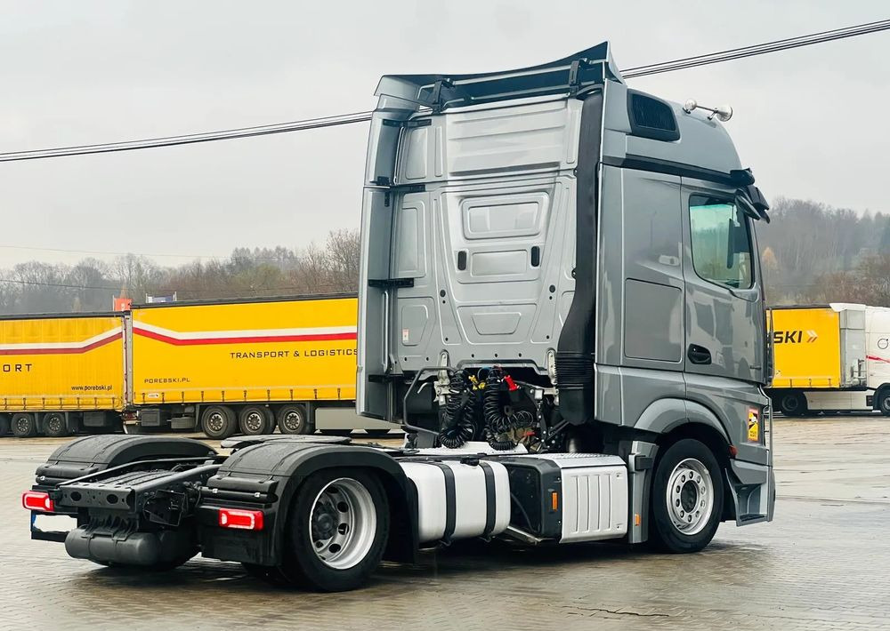 Mercedes-Benz Actros 1845 / MEGA/ Retarder olejowy/ Klima Postojowa / Aktywny tempomat ACC/ Salonka ! - Τράκτορας: φωτογραφία 3 Mercedes-Benz Actros 1845 / MEGA/ Retarder olejowy/ Klima Postojowa / Aktywny tempomat ACC/ Salonka ! - Τράκτορας: φωτογραφία 3