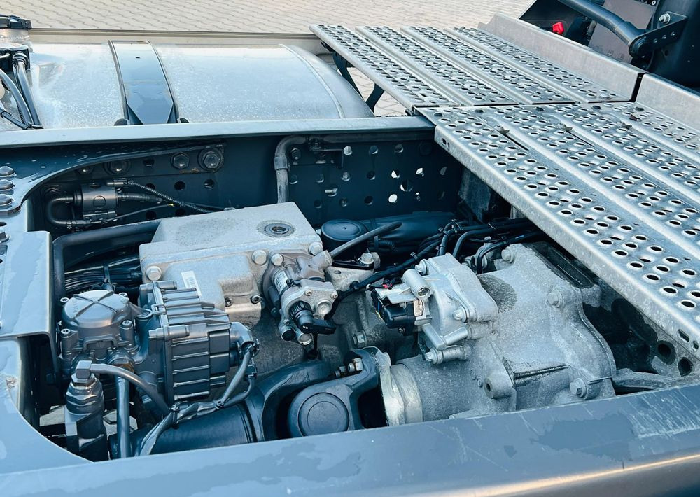 Τράκτορας Mercedes-Benz Actros 1848 /GIGA SPACE/ Retarder olejowy/ Salonka/ Klima Postojowa/ Aktywny tempomat ACC/: φωτογραφία 9 Τράκτορας Mercedes-Benz Actros 1848 /GIGA SPACE/ Retarder olejowy/ Salonka/ Klima Postojowa/ Aktywny tempomat ACC/: φωτογραφία 9