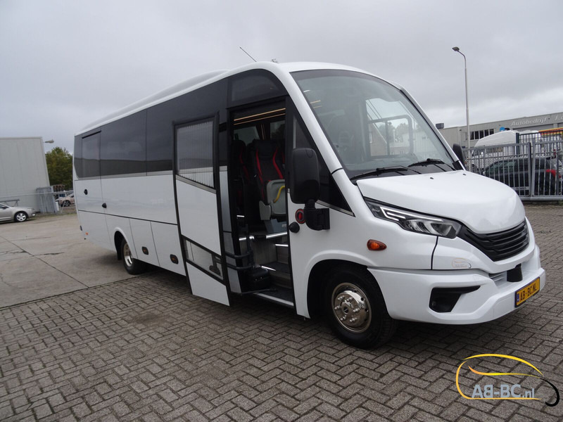 Iveco Aveuro Tourna 35 Seats EURO 6 - Πούλμαν: φωτογραφία 1 Iveco Aveuro Tourna 35 Seats EURO 6 - Πούλμαν: φωτογραφία 1