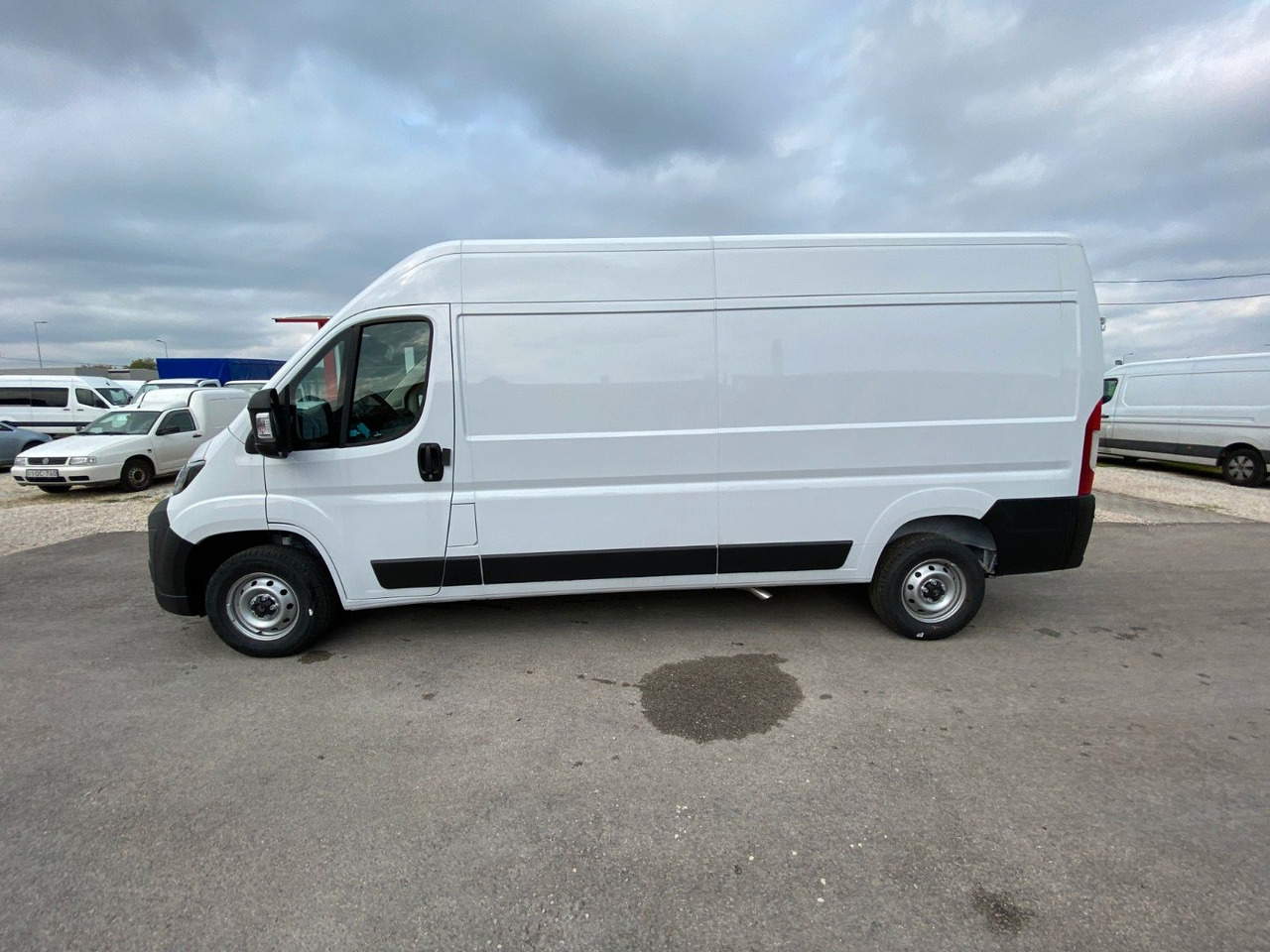 Citroën Jumper Kasten Hochraum 35 L3H2 BlueHDi 140 - Βαν: φωτογραφία 3 Citroën Jumper Kasten Hochraum 35 L3H2 BlueHDi 140 - Βαν: φωτογραφία 3