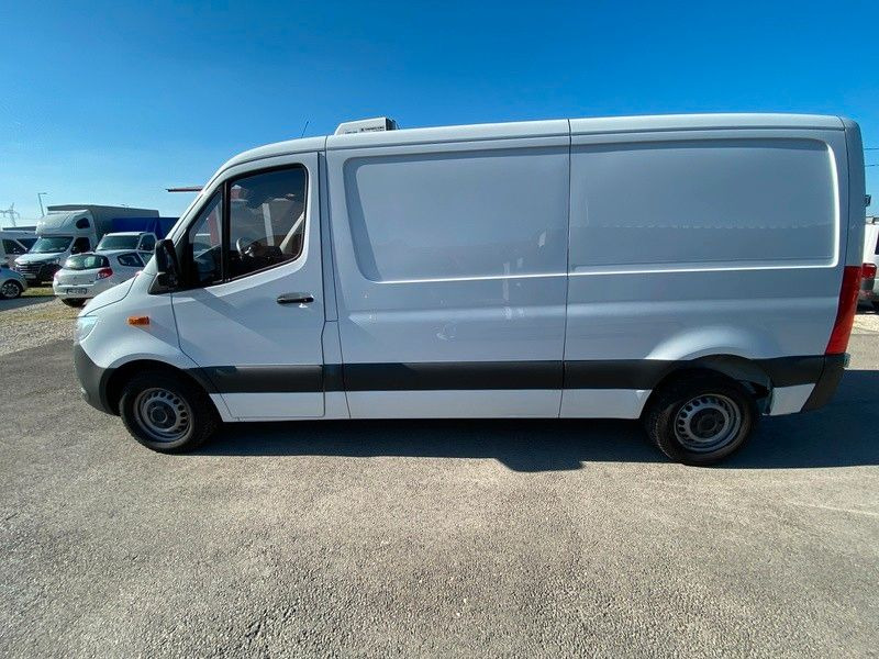 Mercedes-Benz Sprinter III Kasten FWD 211/215 CDI FWD L2 - Επαγγελματικό αυτοκίνητο ψυγείο: φωτογραφία 3 Mercedes-Benz Sprinter III Kasten FWD 211/215 CDI FWD L2 - Επαγγελματικό αυτοκίνητο ψυγείο: φωτογραφία 3