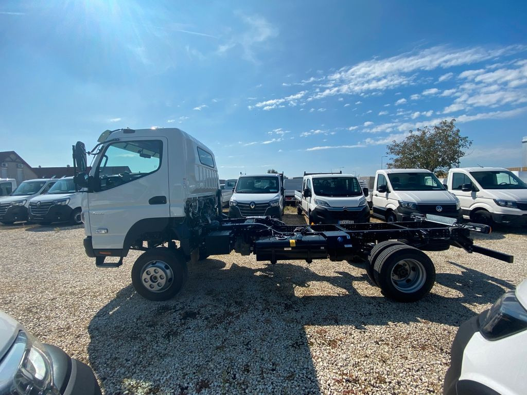 Mitsubishi Canter FUSO 6C18 Fahrgestell 4WD 175Ps Sofort - Φορτηγό σασί, Φορτηγό με γερανό: φωτογραφία 4 Mitsubishi Canter FUSO 6C18 Fahrgestell 4WD 175Ps Sofort - Φορτηγό σασί, Φορτηγό με γερανό: φωτογραφία 4