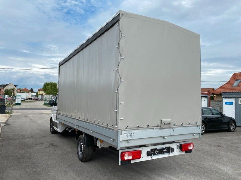 Volkswagen Crafter - Μικρό φορτηγό με καρότσα: φωτογραφία 5 Volkswagen Crafter - Μικρό φορτηγό με καρότσα: φωτογραφία 5