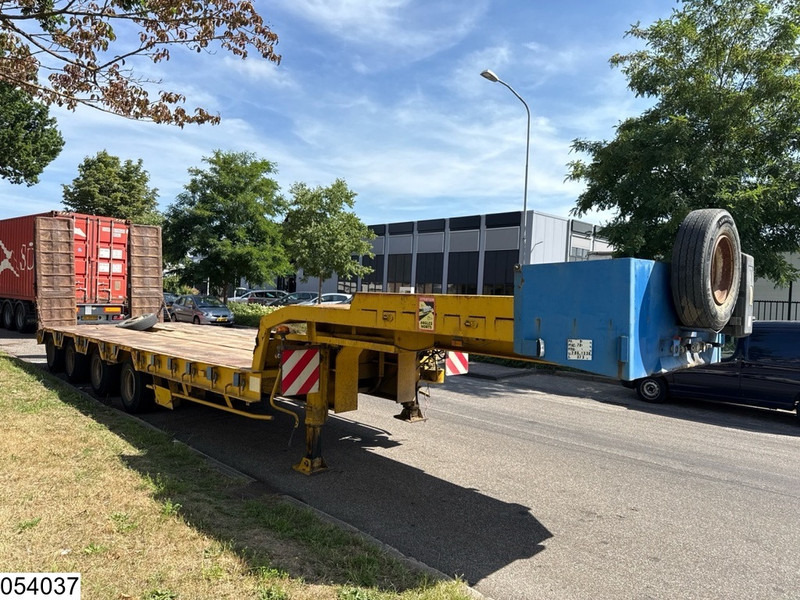 ACTM Lowbed 70.000 KG, 2,5mtr + 2x 0,35 mtr - Επικαθήμενο με χαμηλό δάπεδο: φωτογραφία 4 ACTM Lowbed 70.000 KG, 2,5mtr + 2x 0,35 mtr - Επικαθήμενο με χαμηλό δάπεδο: φωτογραφία 4