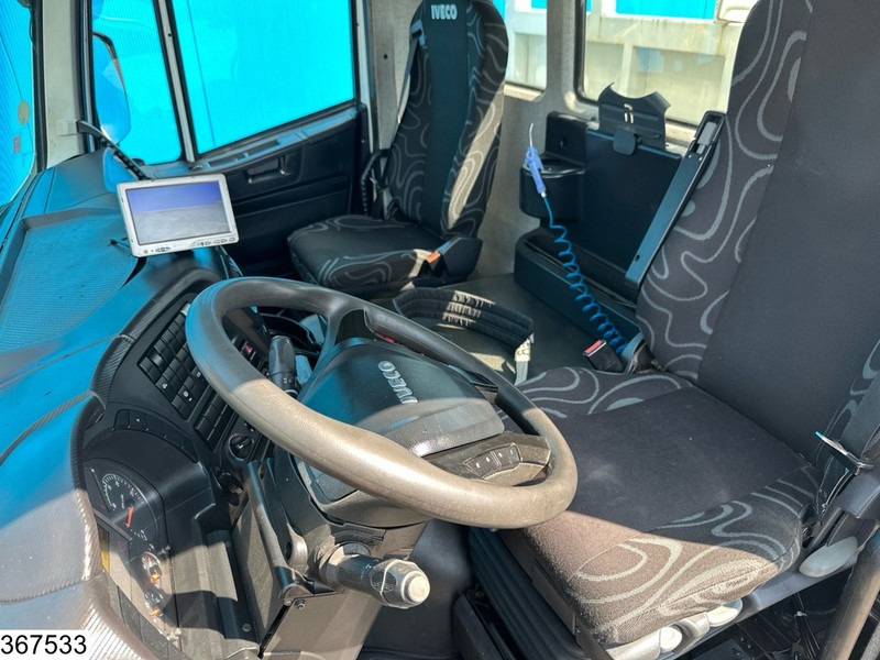 Φορτηγό με ανοιχτή καρότσα, Φορτηγό με γερανό Iveco Trakker 410 6X4, EURO 6, Retarder, Palfinger: φωτογραφία 9 Φορτηγό με ανοιχτή καρότσα, Φορτηγό με γερανό Iveco Trakker 410 6X4, EURO 6, Retarder, Palfinger: φωτογραφία 9