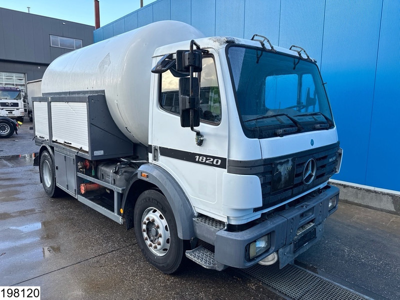 Mercedes-Benz 1820 15375 Liter, LPG GPL, Gastank, Steel suspension - Φορτηγό βυτιοφόρο: φωτογραφία 3 Mercedes-Benz 1820 15375 Liter, LPG GPL, Gastank, Steel suspension - Φορτηγό βυτιοφόρο: φωτογραφία 3