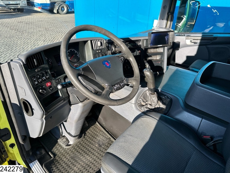 Scania P 320 EURO 5, Manual transmission, Retarder - Φορτηγό μεταφορά ζώων: φωτογραφία 5 Scania P 320 EURO 5, Manual transmission, Retarder - Φορτηγό μεταφορά ζώων: φωτογραφία 5