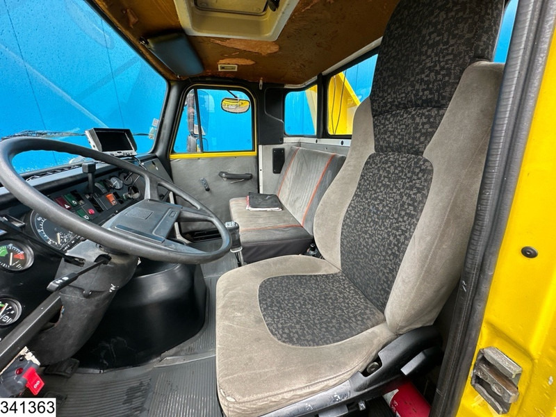 Φορτηγό με γερανό Volvo N 10 Wrecker, Steel suspension: φωτογραφία 9 Φορτηγό με γερανό Volvo N 10 Wrecker, Steel suspension: φωτογραφία 9